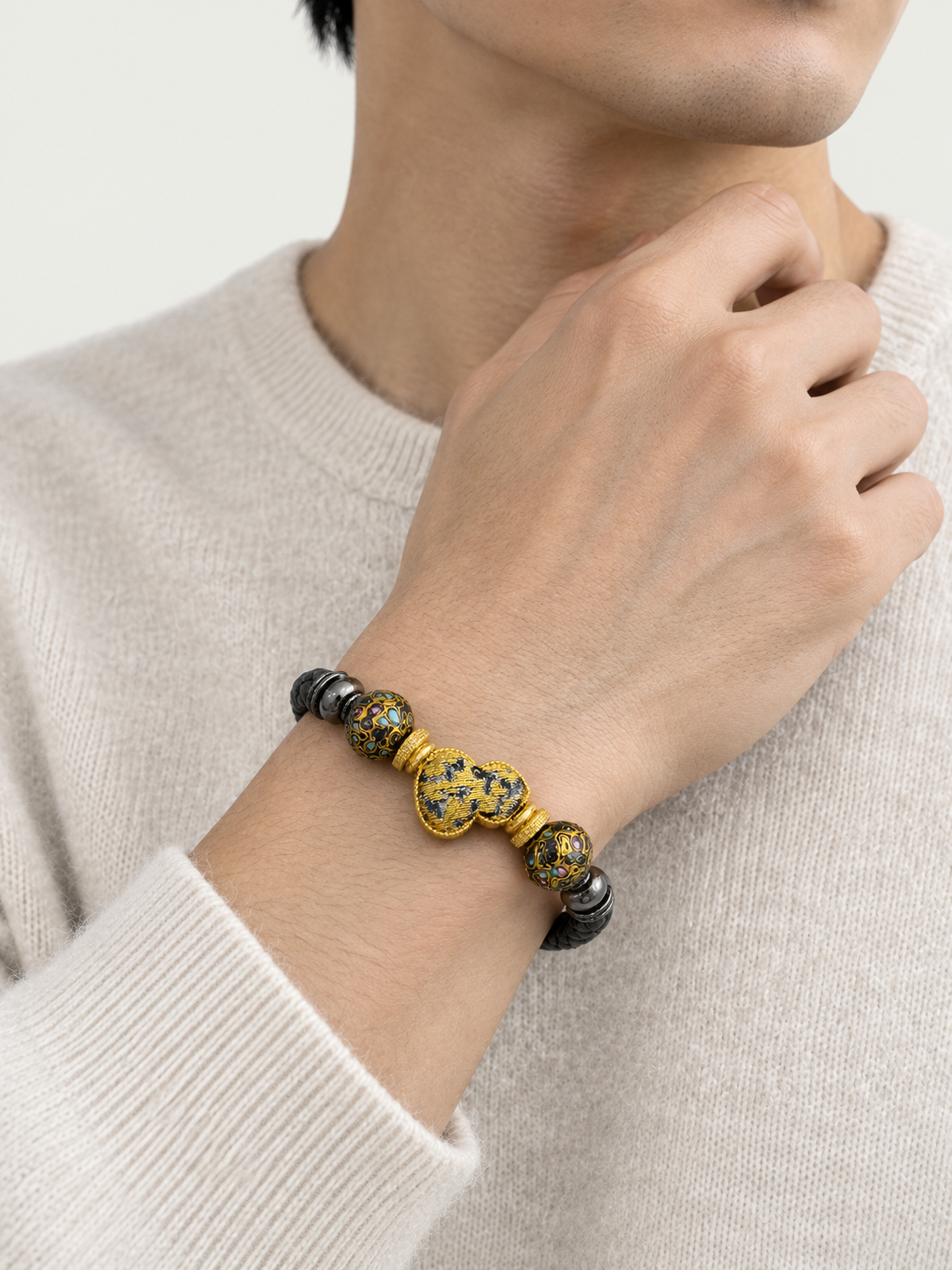 Stillness (Resonance) Lacquer Bracelet worn by a model