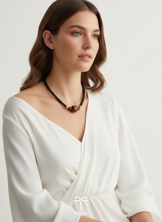 Thriving (Lucky Charm) Daqi Lacquered Hand Painted Necklace