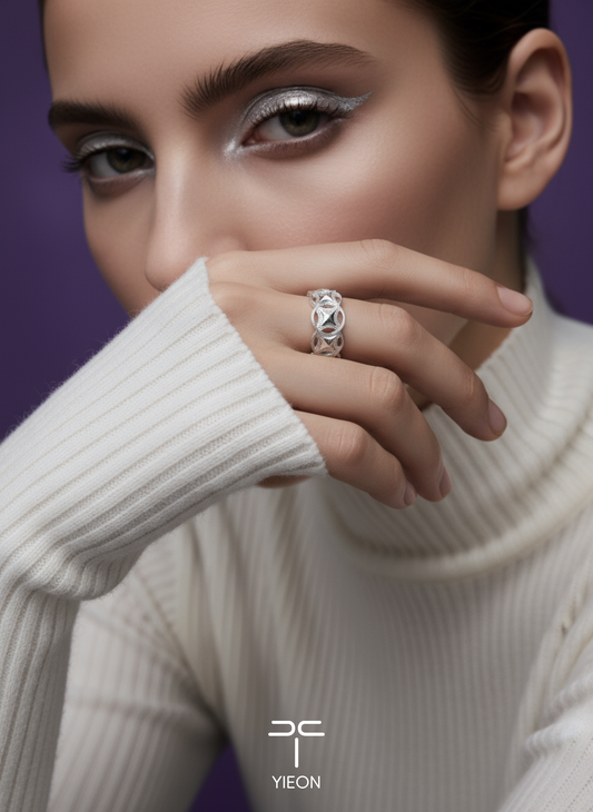 Fortune Orbit Filigree Inlay Ring