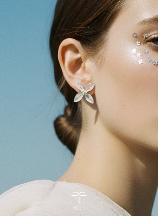 Clover Filigree Inlay Ear Stud