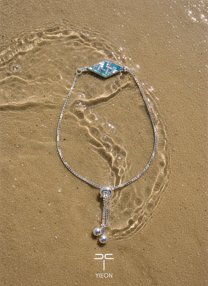 Diamond Cipher Light (Neon Code) Mother-of-Pearl Lacquer Bracelet