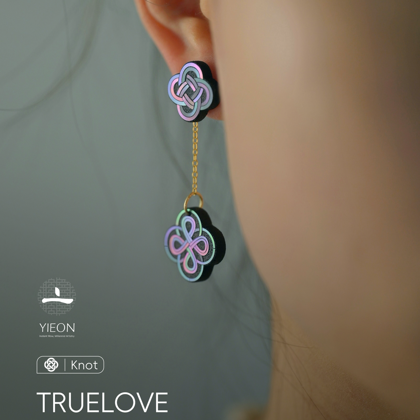 Truelove (Knot) Mother-of-Pearl Lacquer Earring