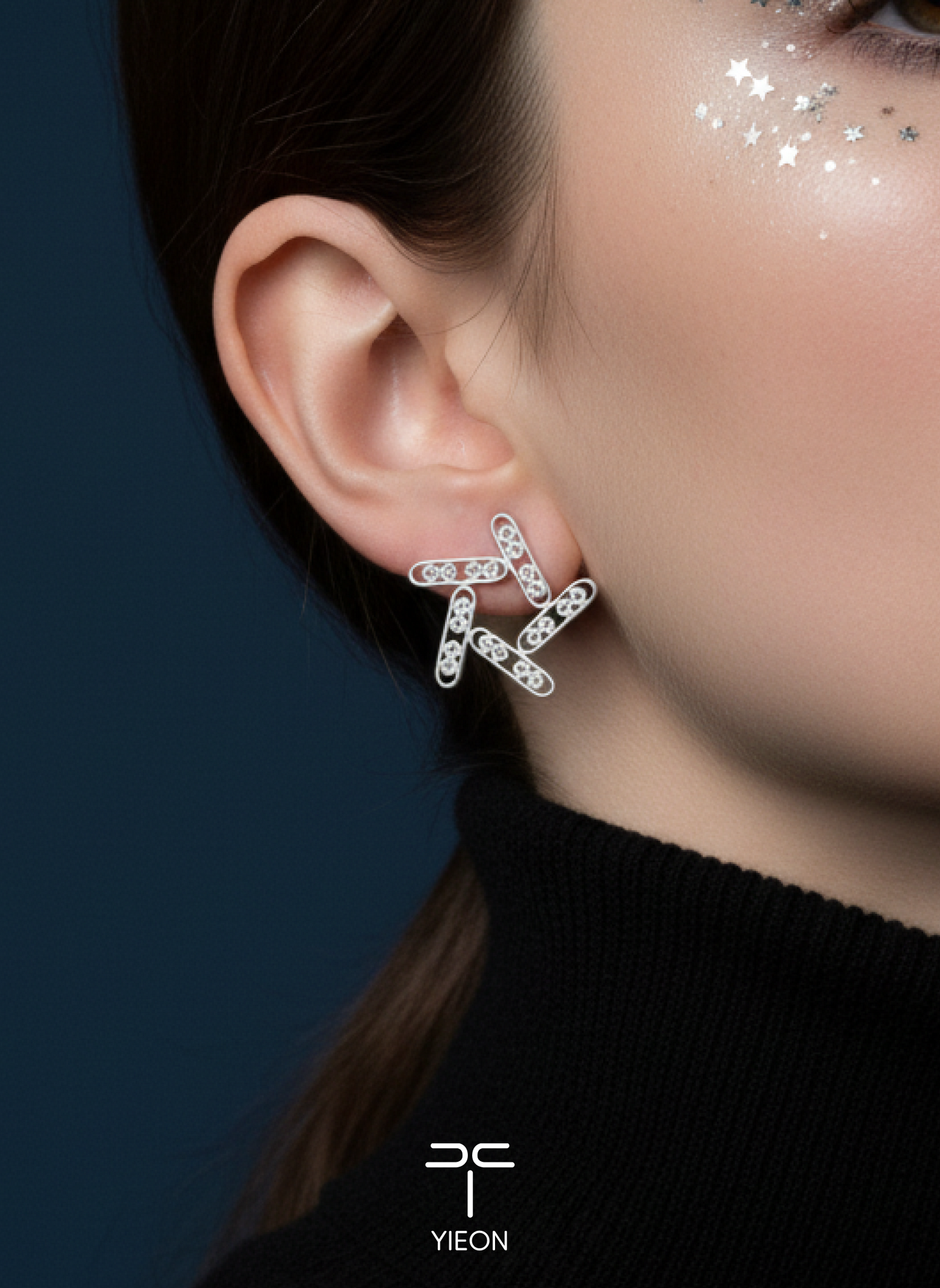 Spark (Starry Sky) Filigree Inlay Ear Stud