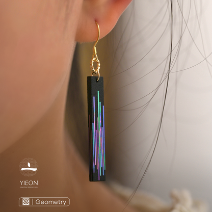 Matrix Neon Cube (Neon Code) Mother-of-Pearl Lacquer Earring