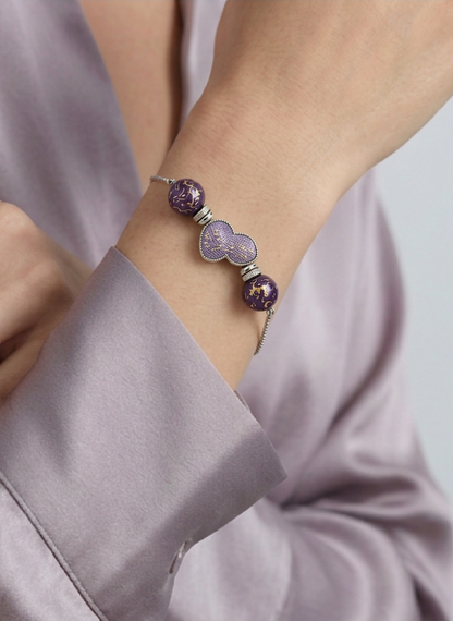 Enigma (Resonance) Kesi Bracelet worn by a model