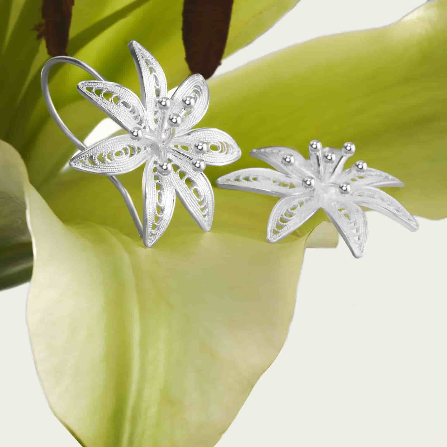Lily (Blossoms) Filigree Inlay Ear Stud
