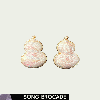 Blush (Fulu) Song Brocade Ear Stud