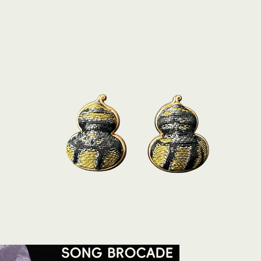 Autumn Moon (Fulu) Song Brocade Ear Stud