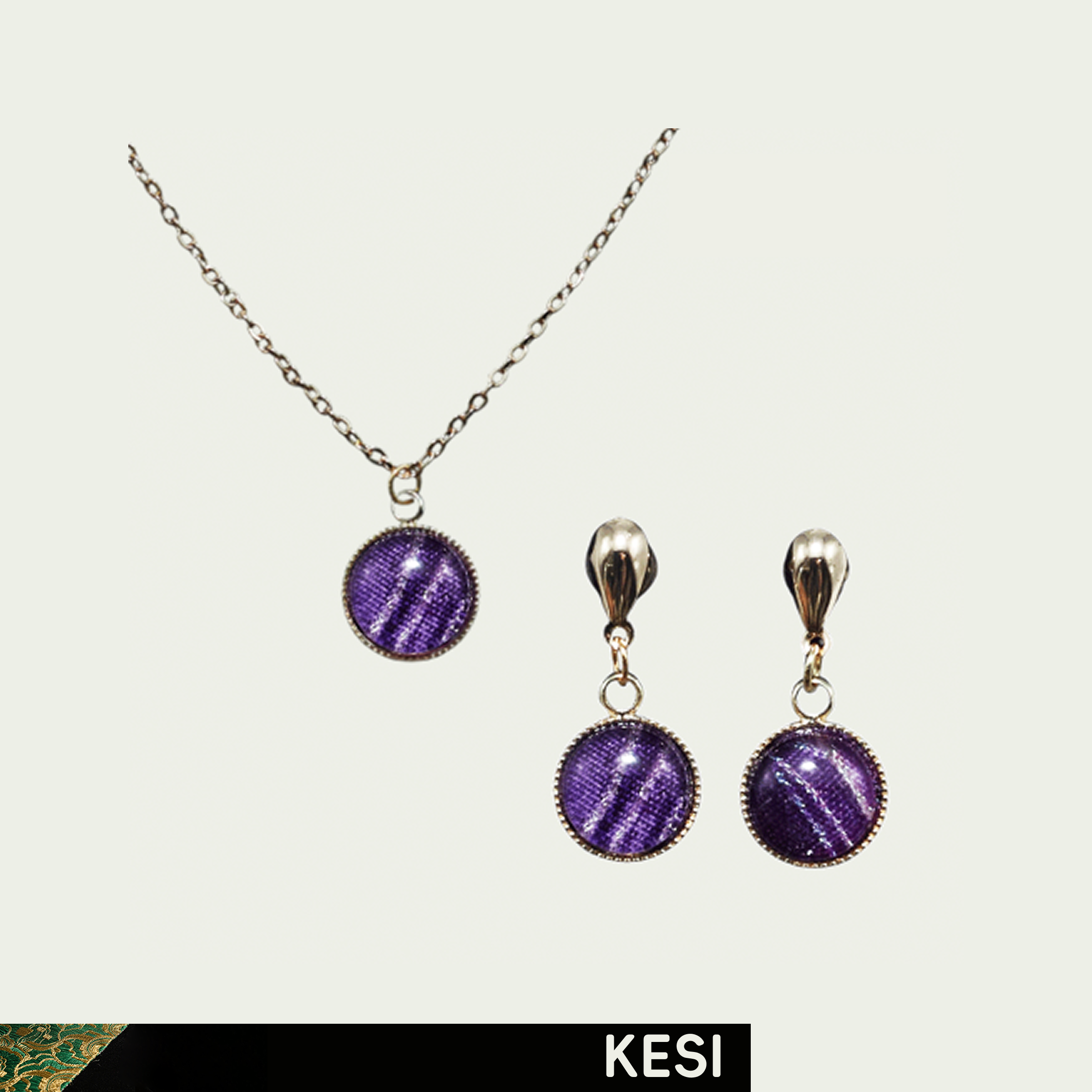 time-lens-kesi-necklace-earrings