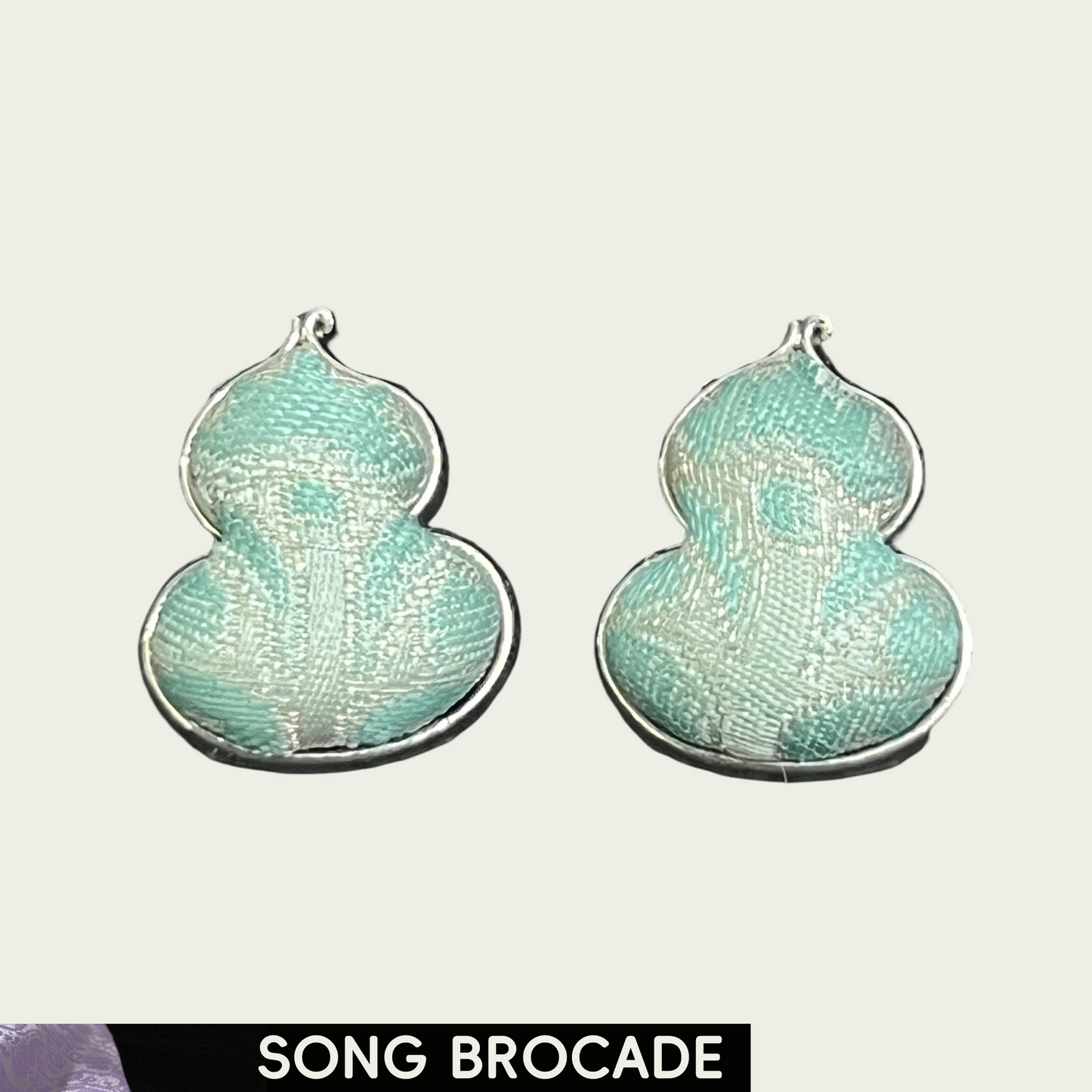 Peacock Green (Fulu) Song Brocade Ear Stud