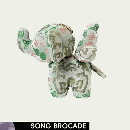 Prosperity (Dumbo) Song Brocade Charm