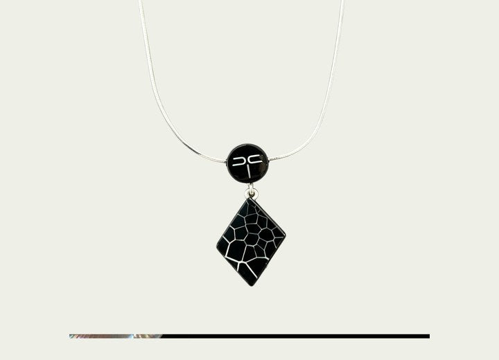 Tethys Mother-of-Pearl Inlay Necklace A