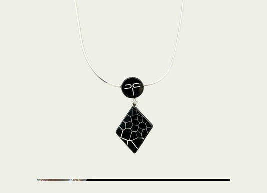 Tethys Mother-of-Pearl Inlay Necklace A